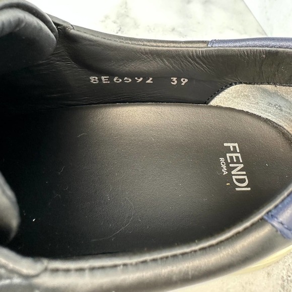 FENDI Rockoko Sneakers Slip On Scallop 39 Red/White/Black Box Authentic - Picture 9 of 10